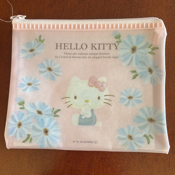 Hello Kitty Zipper Bag - Picture 2 of 3